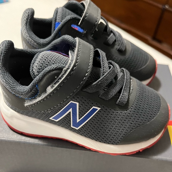 Brand new New Balance for 1-2 year old - Picture 2 of 7